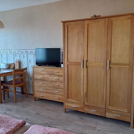 Ferienwohnung Conny Am Suedstrand Familie Bach Burgtiefe auf Fehmarn Екстер'єр фото